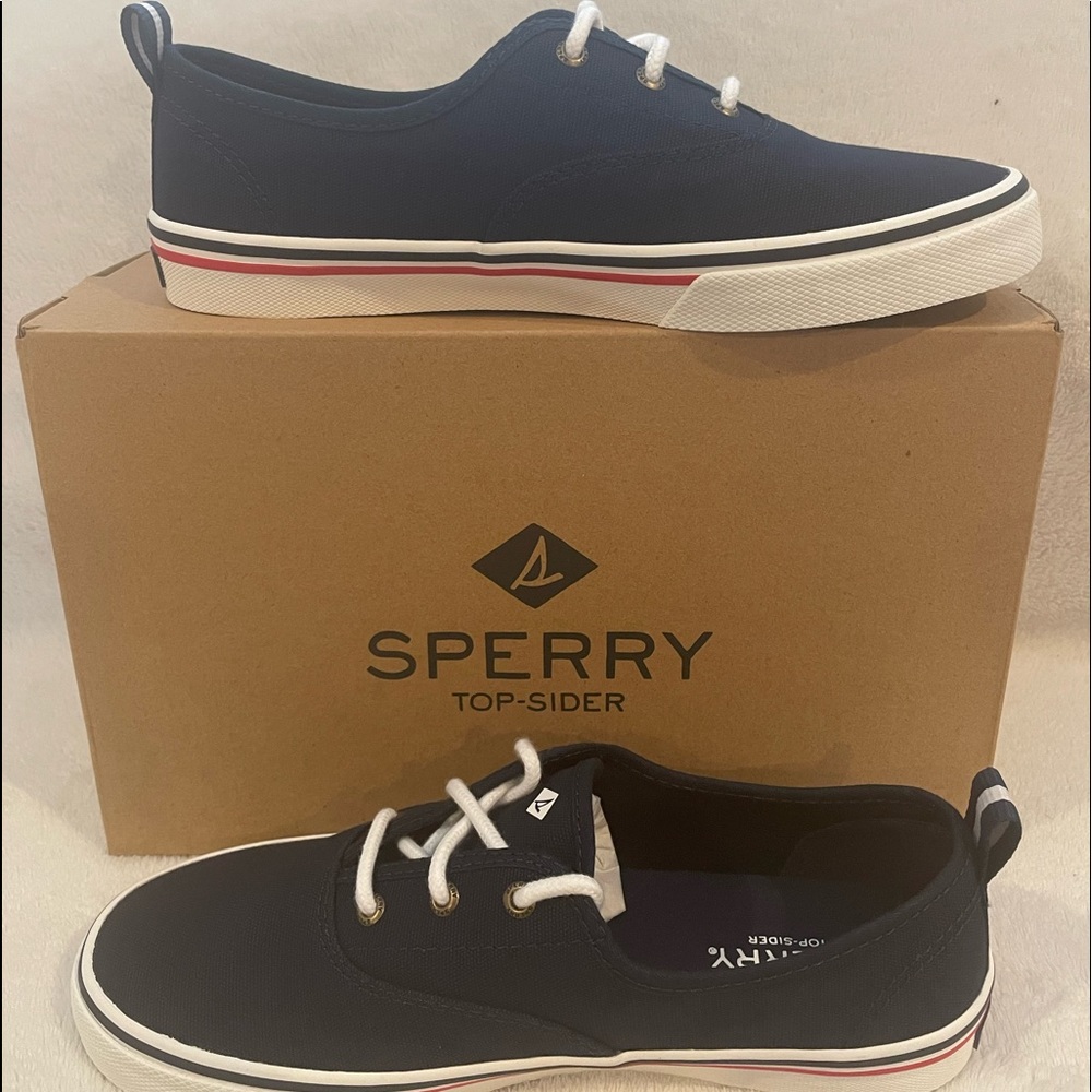 Sperry Crest CVO Navy Size 8 - New Never Worn